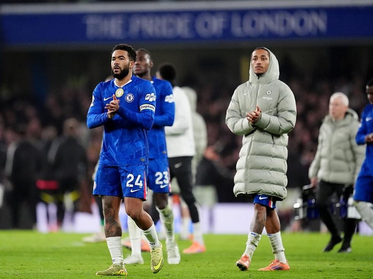 Chelsea Kalah Dramatis dari Aston Villa, Caicedo Akui Timnya Perlu Terus Belajar