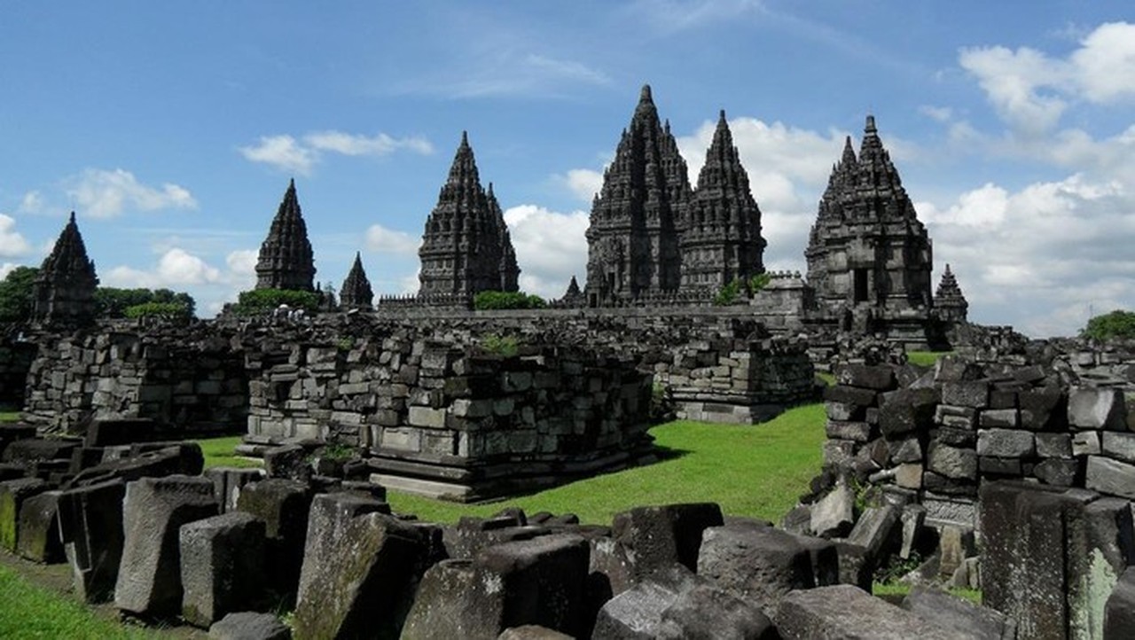 Rombongan Zikir di Candi Prambanan Tuai Polemik, Pengelola Minta Maaf dan Perketat Pengawasan