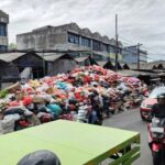 Gunungan Sampah di Tangsel Bikin Warga Gerah, Pemkot Gandeng Serang dan Bogor