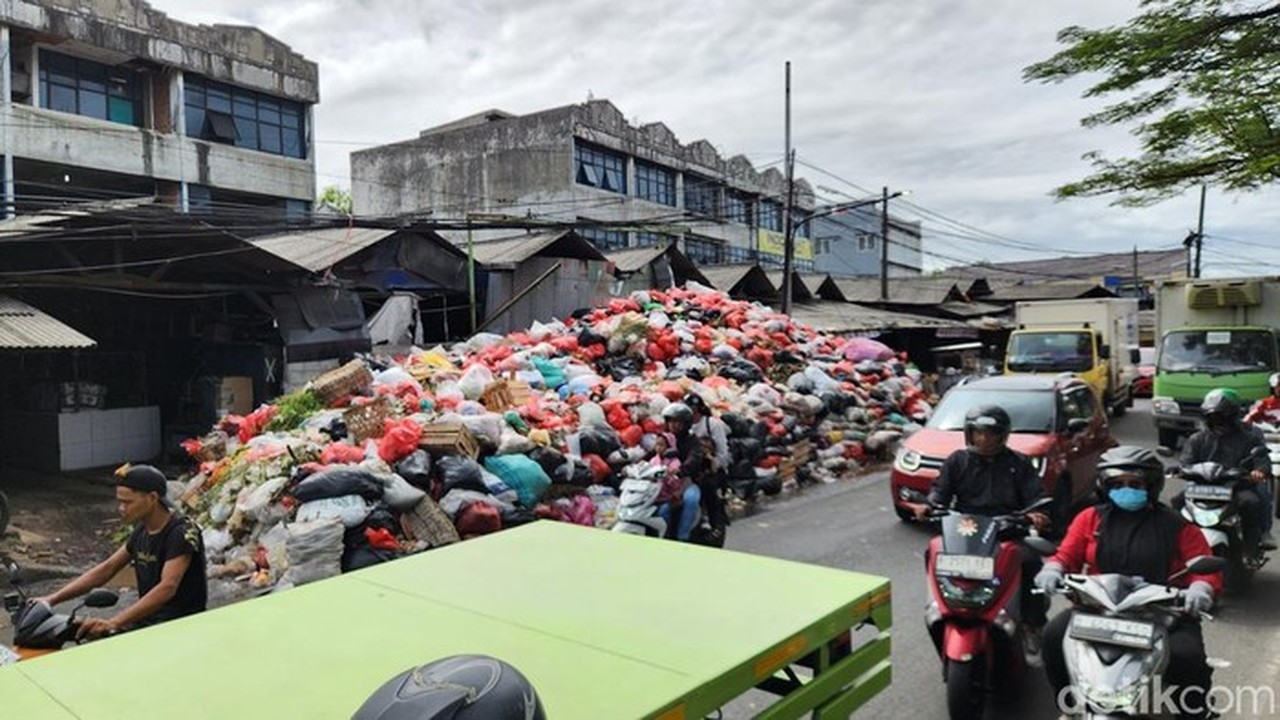 Gunungan Sampah di Tangsel Bikin Warga Gerah, Pemkot Gandeng Serang dan Bogor