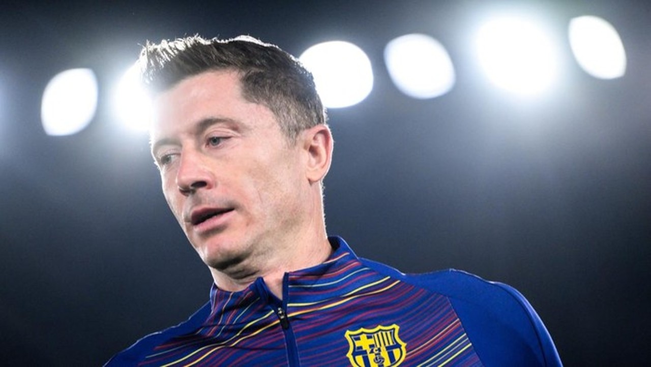 Robert Lewandowski Ungkap Barcelona Pernah Minta Tak Cetak Gol Demi Hemat Anggaran Robert Lewandowski Ungkap Barcelona Pernah Minta Tak Cetak Gol Demi Hemat Anggaran