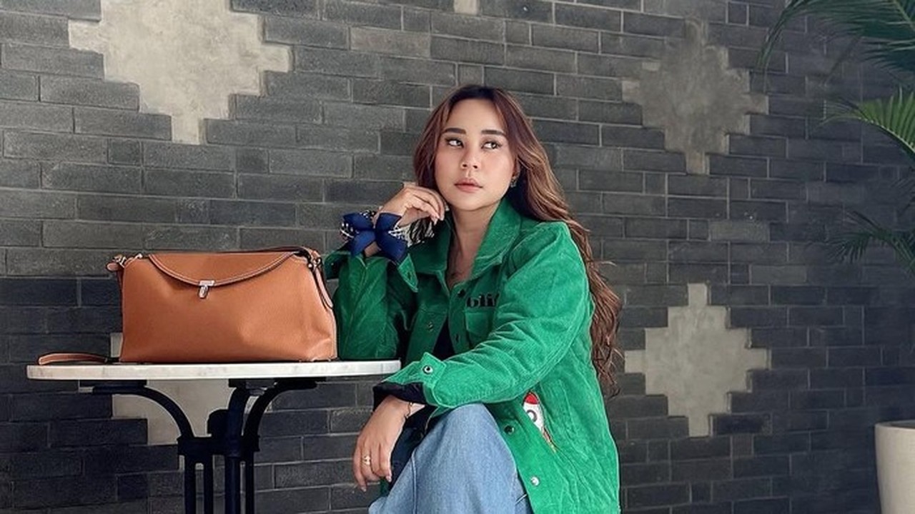 Chikita Meidy Perjuangkan Nafkah Anak Rp 2,5 Juta, Ungkap Sikap Tak Pantas Eks Suami Chikita Meidy Perjuangkan Nafkah Anak Rp 2,5 Juta, Ungkap Sikap Tak Pantas Eks Suami