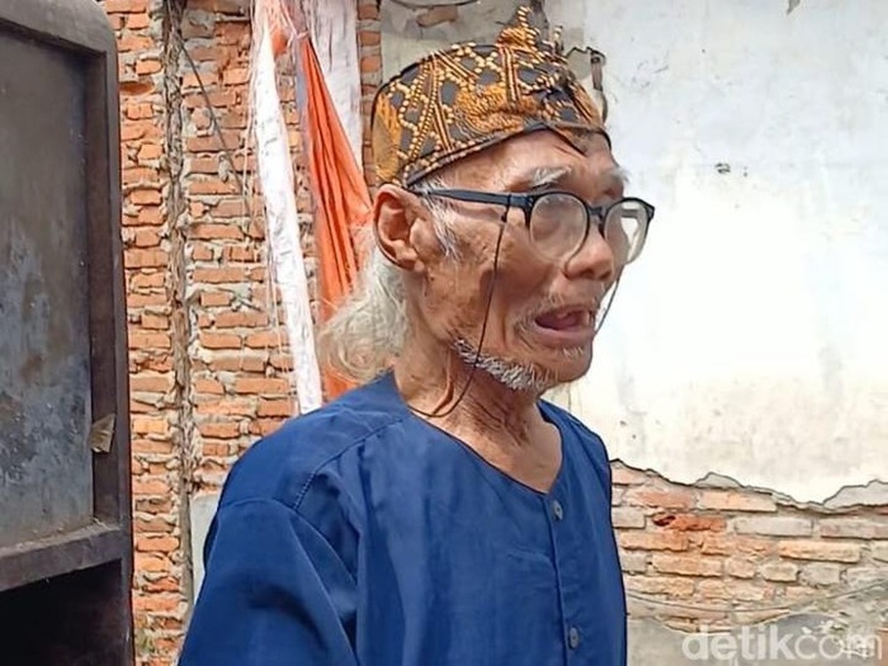 Rumah Komedian Senior Diding Boneng Roboh, Kerugian Belum Terhitung