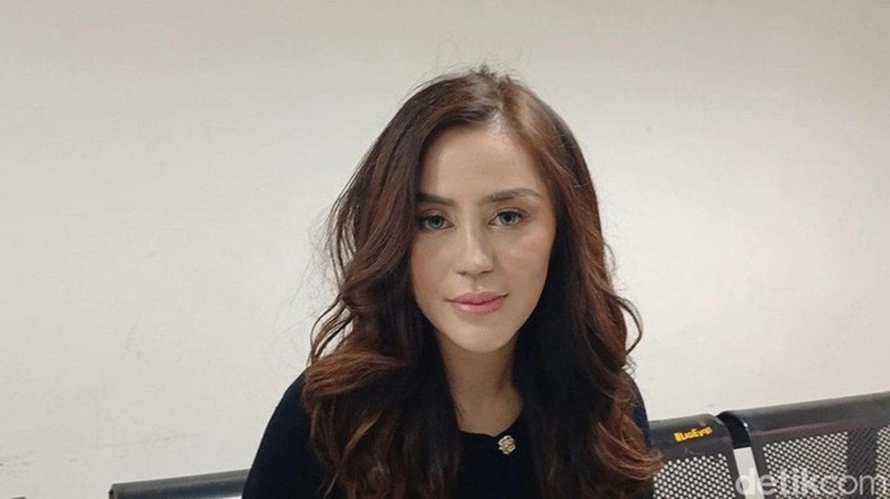 Safa Marwah Bantah Isu Hubungan dengan Ridwan Kamil: Hanya Berteman dan Urusan Profesional