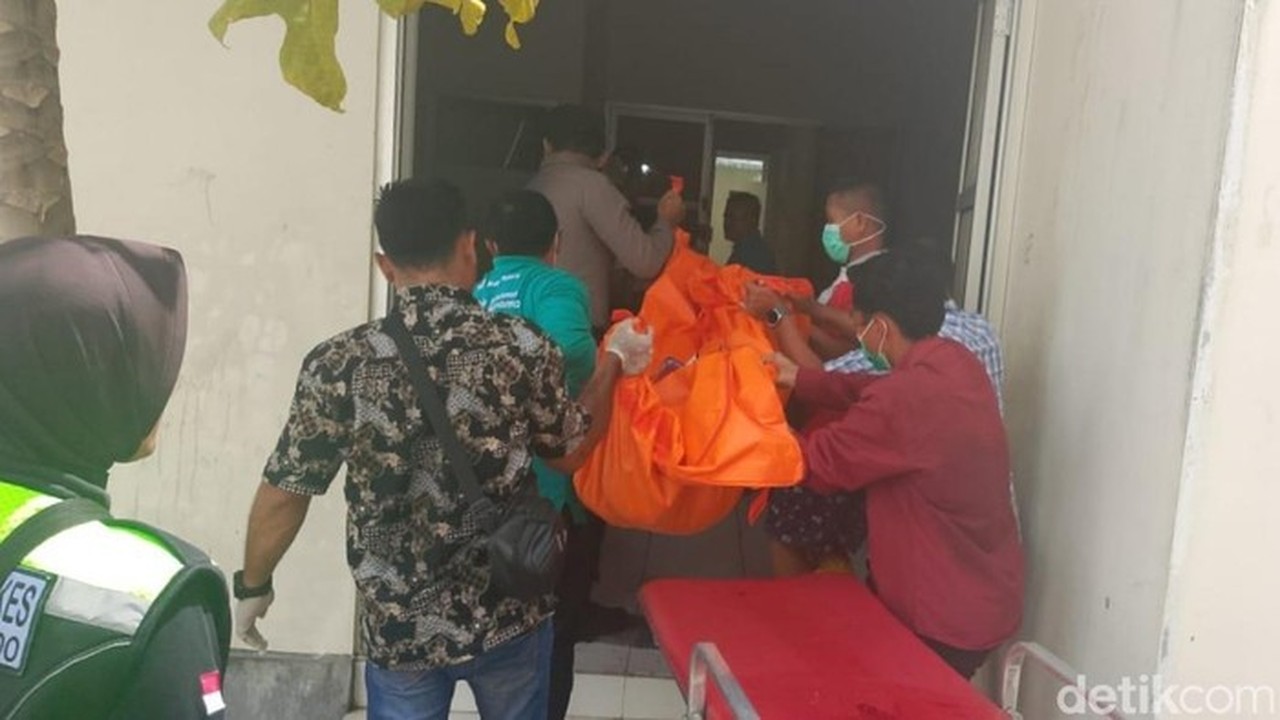 Tiga Sekeluarga Ditemukan Tewas di Situbondo, Pisau dan Ponsel Disita Polisi