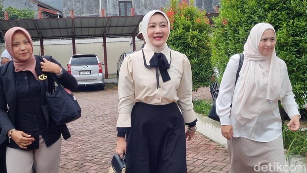 Atalia Praratya Tegaskan Gugatan Cerai Tak Libatkan Pihak Ketiga, Bantah Nama AK dan LM