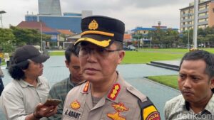 Polisi Surabaya Tangkap Tersangka Keempat Pengusir Nenek Elina