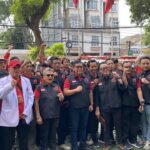 Megawati Beri Perhatian Khusus pada Sarung untuk Korban Bencana, Hasto Ungkap Alasannya