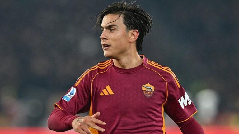 Paulo Dybala Ingin Bertahan di AS Roma, Siap Pangkas Gaji Demi Klub