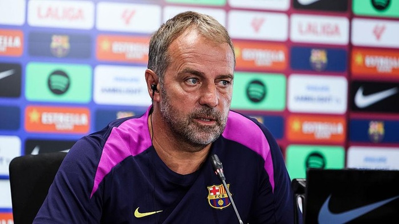 Hansi Flick Desak Barcelona Datangkan Bek Tengah Baru di Bursa Transfer Musim Dingin