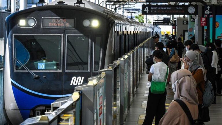 Spesial Tahun Baru 2026: Tarif MRT Jakarta Hanya Rp 1, Beroperasi Hingga Tengah Malam